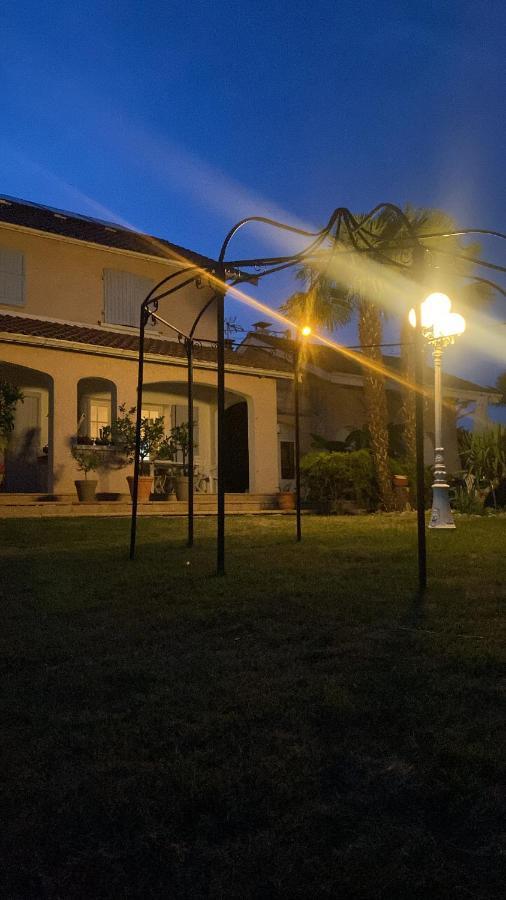 Domaine De La Provencale Bed and Breakfast Saint-Didier-de-la-Tour Buitenkant foto